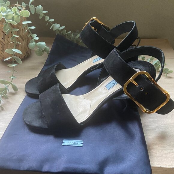 PRADA BLACK SUEDE BLOCK HEEL BUCKJLE SANDALS SZ 37/7 - Picture 2 of 4